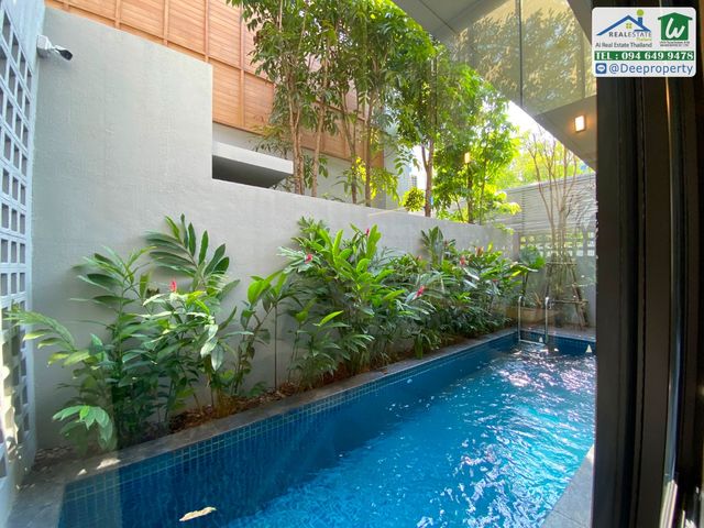 place photo 81
