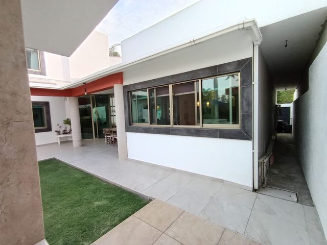 place photo 34