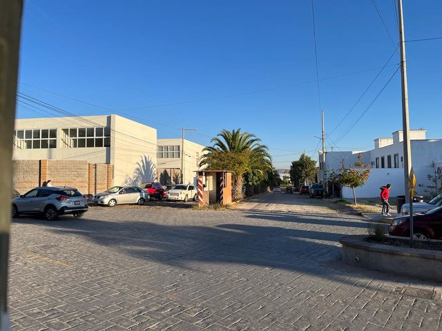 place photo 13