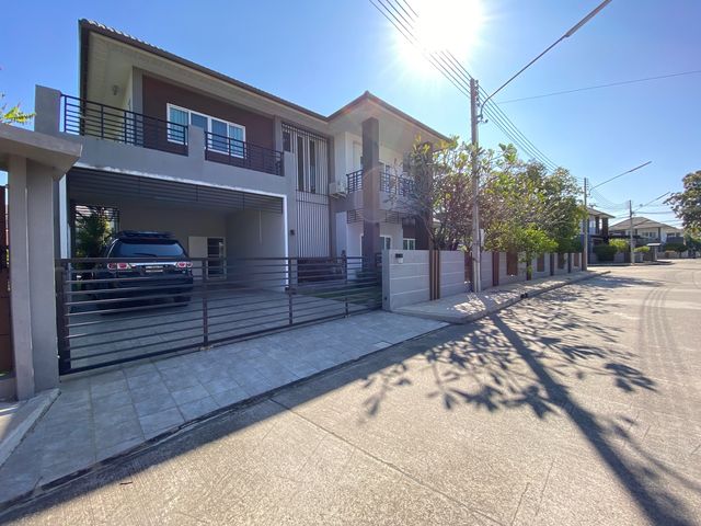 place photo 55