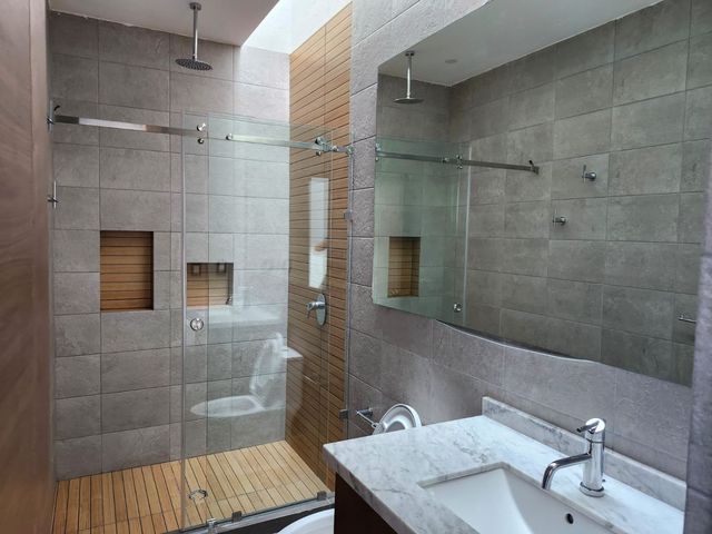 place photo 47
