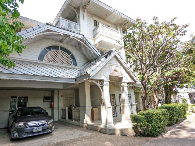 place photo 83