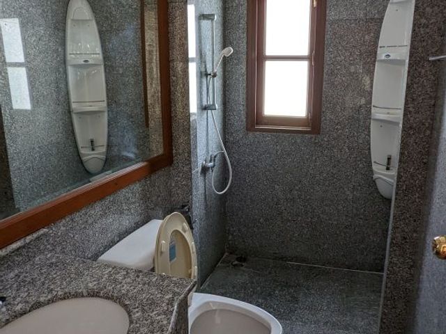 place photo 54