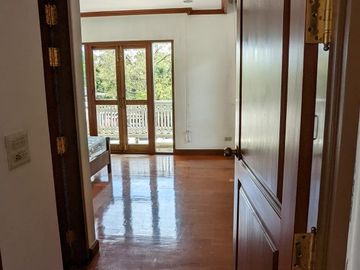 place photo 51