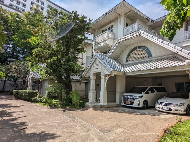 place photo 84