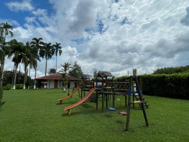place photo 54