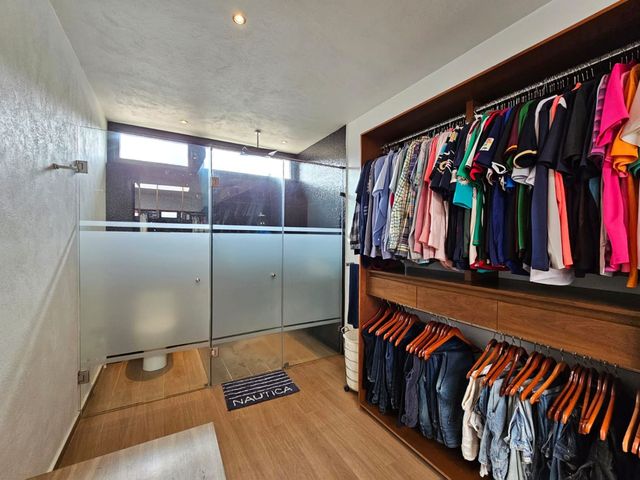 place photo 66