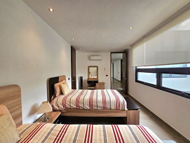 place photo 48