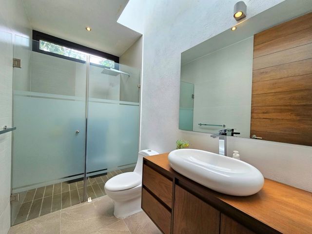 place photo 49