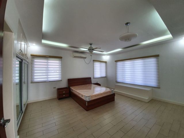 place photo 94