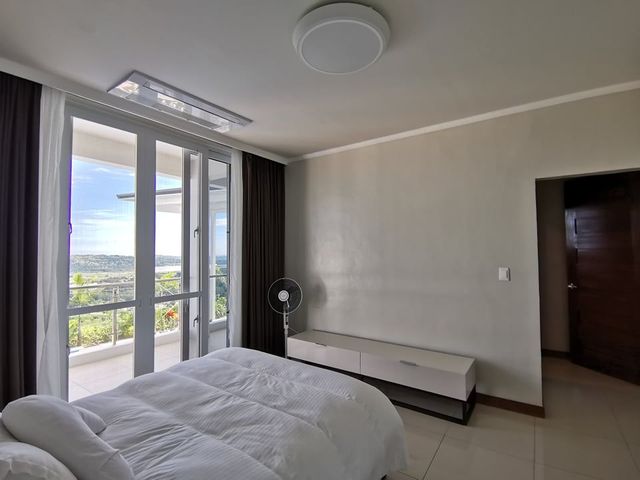 place photo 90