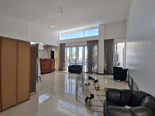 place photo 82
