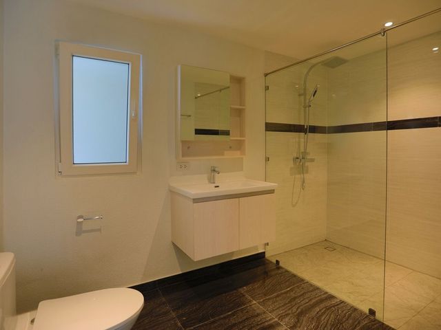 place photo 60