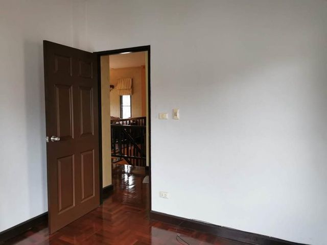 place photo 60