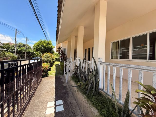 place photo 34