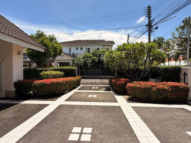 place photo 38