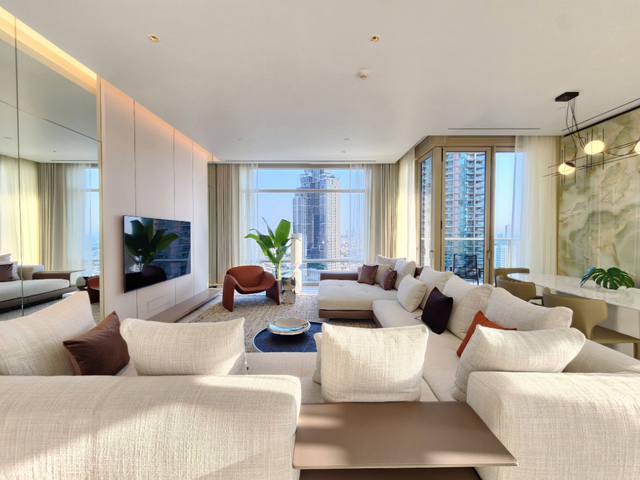 Luxury Deal!!!! 3-Bedroom at Four Seasons for SALE, near BTS Saphan Taksin – Price Negotiable