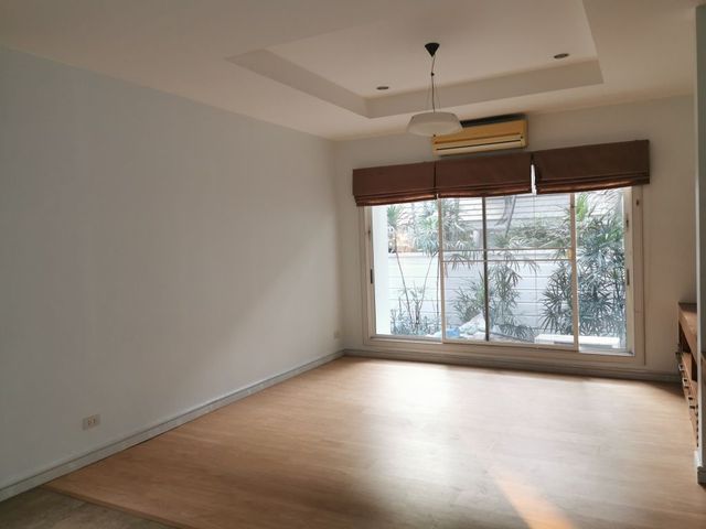 place photo 91