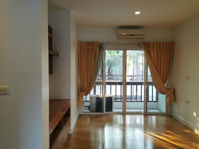 place photo 64