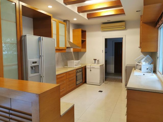 place photo 82