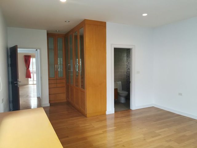 place photo 54