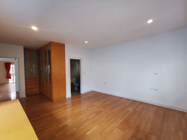 place photo 53