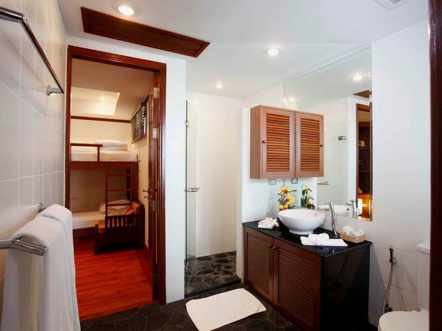 place photo 24
