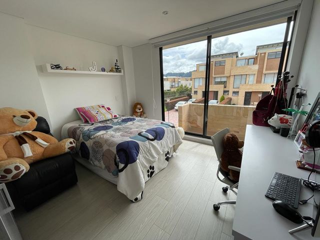 place photo 36