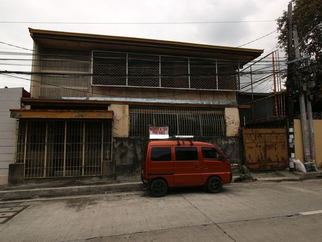 House and Lot for sale in Cubao QC with 4 Bedrooms