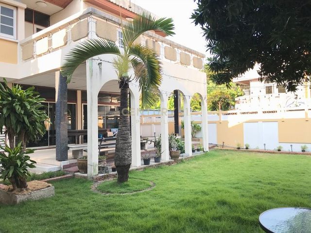 place photo 19