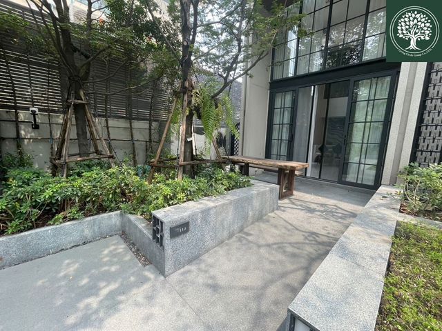 place photo 66
