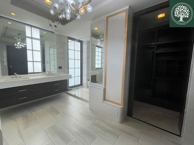 place photo 50