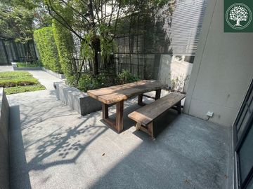 place photo 64