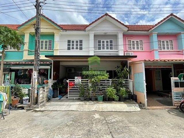 หมู่บ้านบัวทอง 4 บ้านกล้วย ไทรน้อย ขายด่วน ทาวน์เฮ้าส์ 2 ชั้น เนื้อที่ 18 ตร.ว ต่อเติมครบ ทำเลดี ราคาไม่แพง
