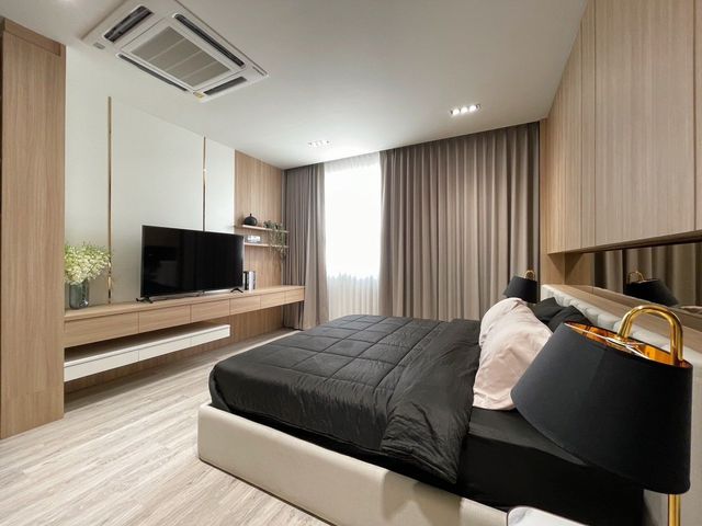 place photo 56