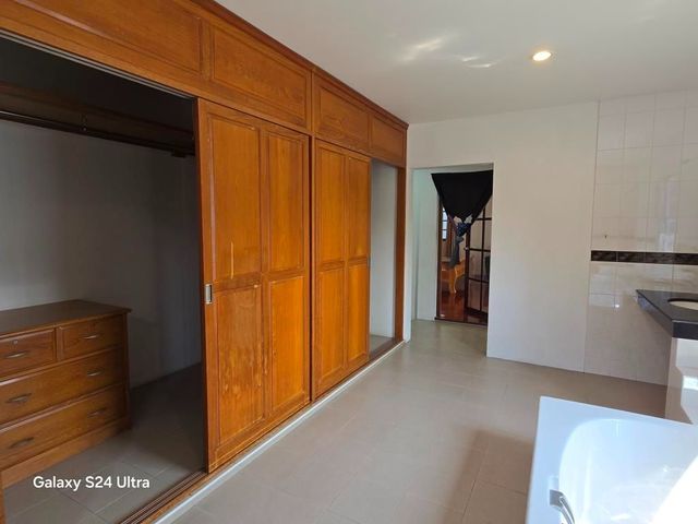 place photo 54
