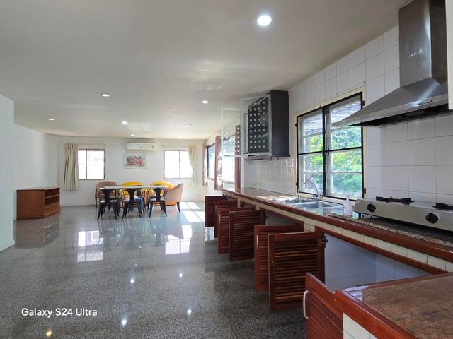 place photo 75