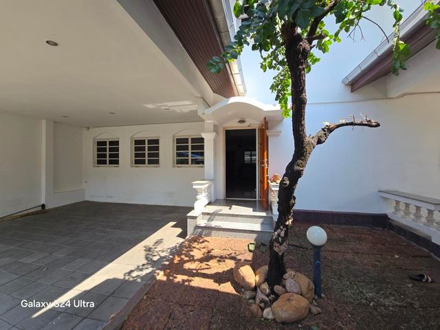 place photo 99