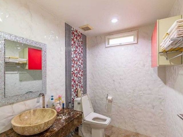 place photo 67