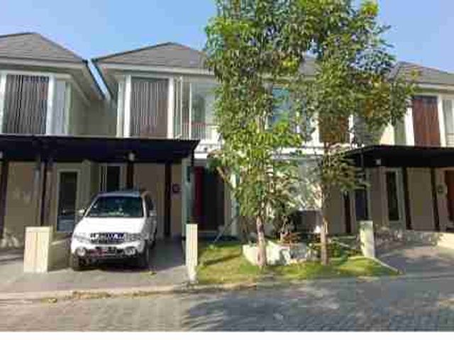Disewakan rumah siap huni Citraland Surabaya