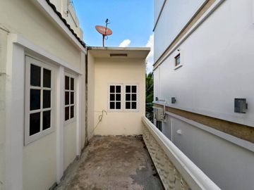 place photo 54