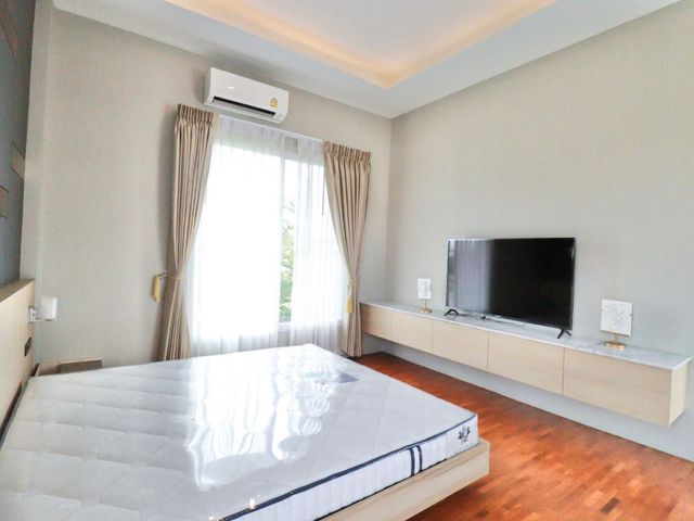 place photo 110