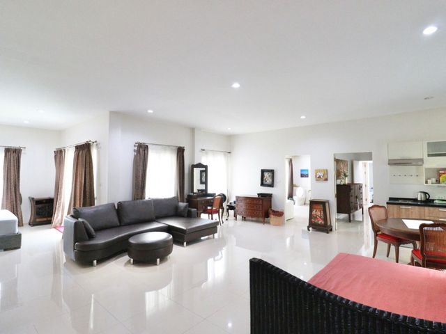 place photo 64