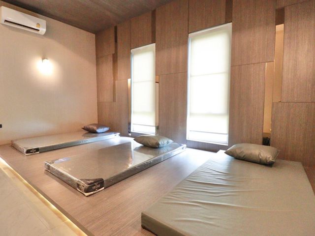 place photo 99