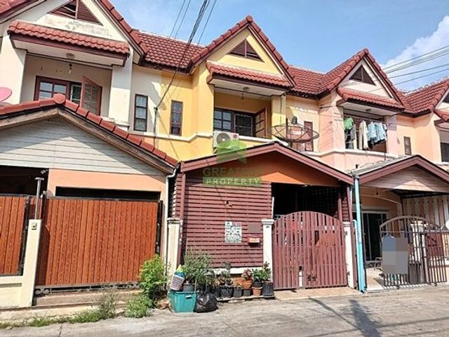 หมู่บ้านสวีทโฮมปาร์ค บางบัวทอง ขายด่วน ทาวน์เฮ้าส์ 2 ชั้น เนื้อที่ 16.20 ตร.ว ทำเลดี ราคาไม่แพง