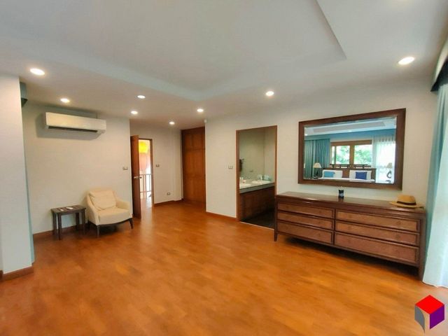 place photo 55