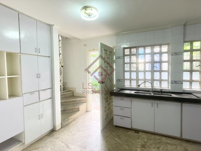 place photo 59