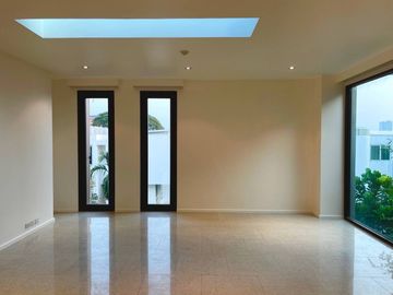 place photo 52