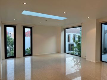 place photo 54