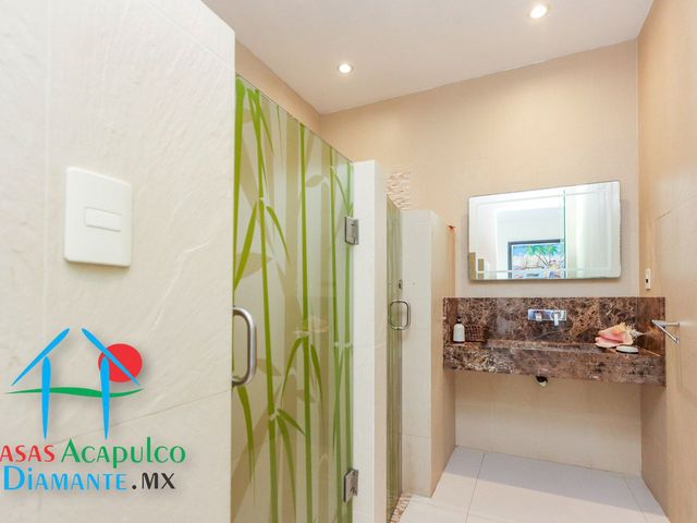 place photo 84